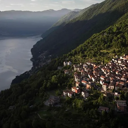 Stunning Facing * Tremezzo
